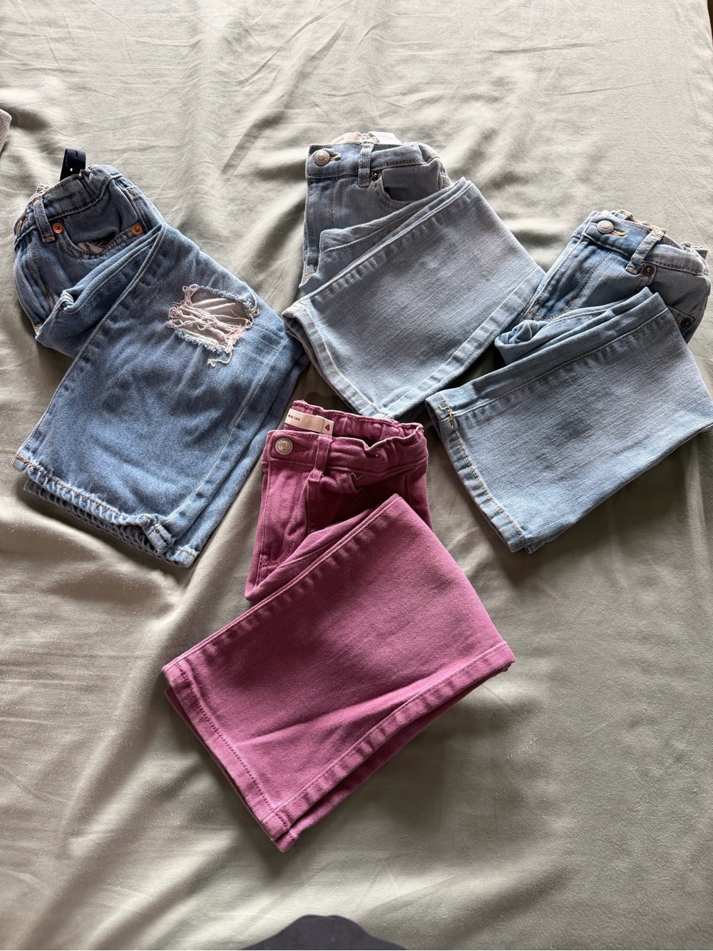 Bundle of Toddler Girl size 4 Levi’s Jeans